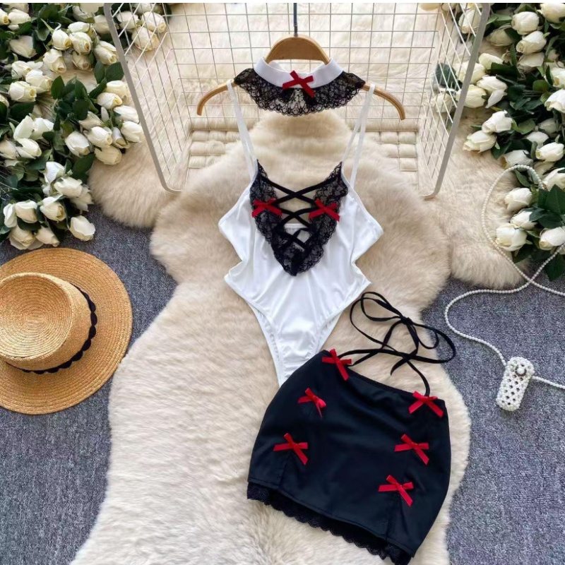 طقم نسائي من قطعتين: بودي سوت  - مراجعة Summer Clothing Capsule وسعره