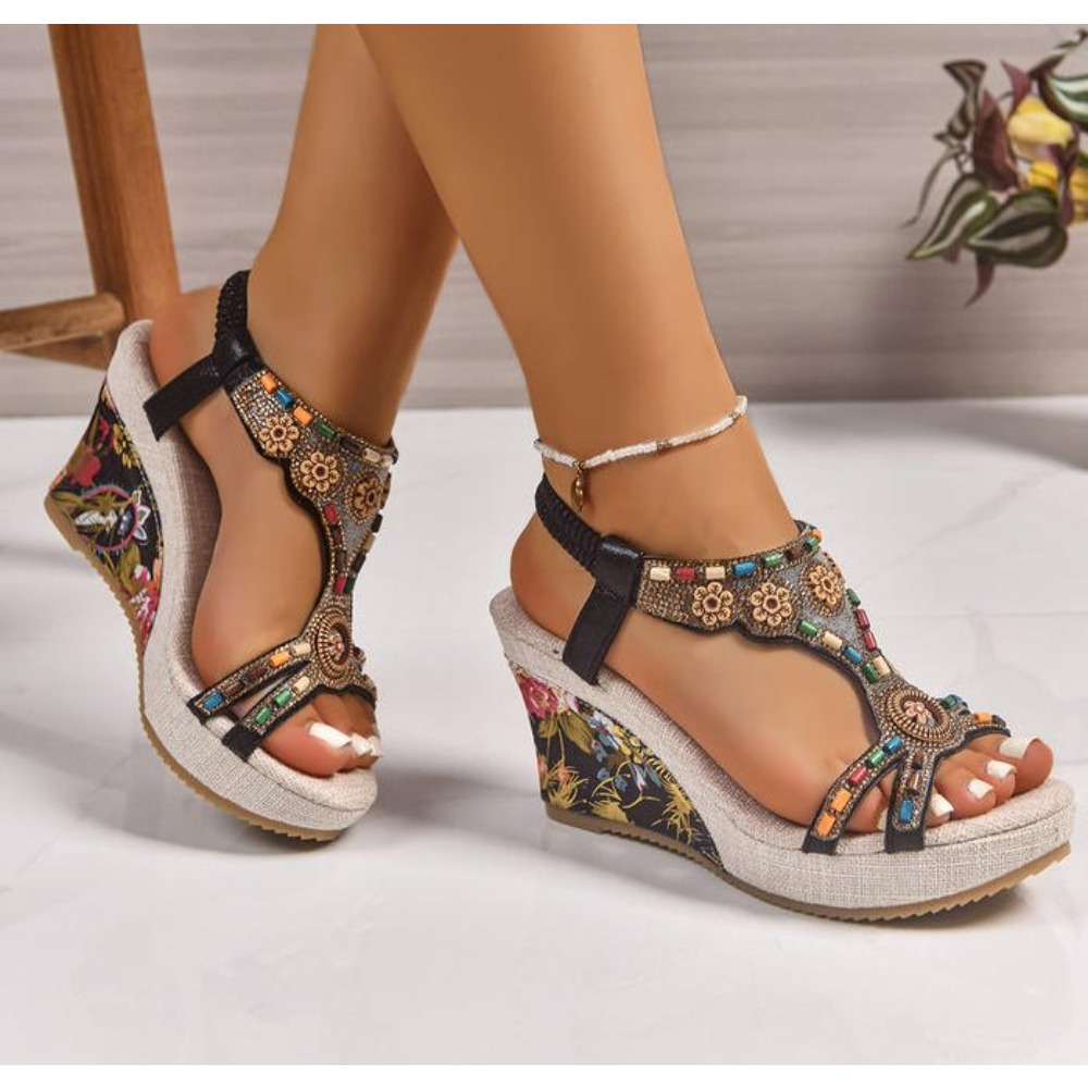صندل نسائي جلدي صيفي أنيق بكعب - مراجعة Summer Clothing On Sale وسعره